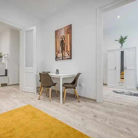 Dual 2br Comfort Escape With 2 Bathroom By Nw בודפשט