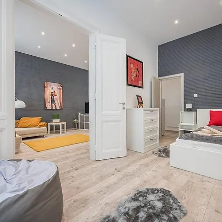 Dual 2br Comfort Escape With 2 Bathroom By Nw Appartamento Budapest