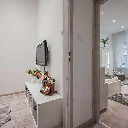 Dual 2br Comfort Escape With 2 Bathroom By Nw *